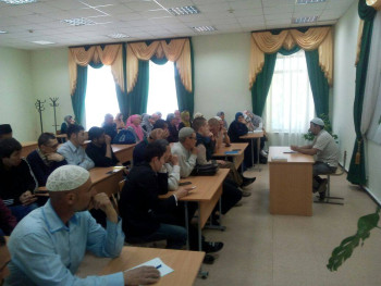 Лекция в астраханском исламском колледже